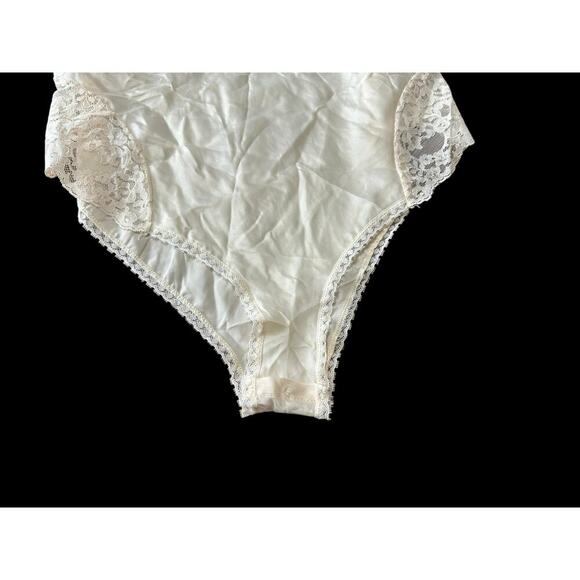 Vintage Repose cream colored one piece teddy lingerie sz M - Picture 4 of 11